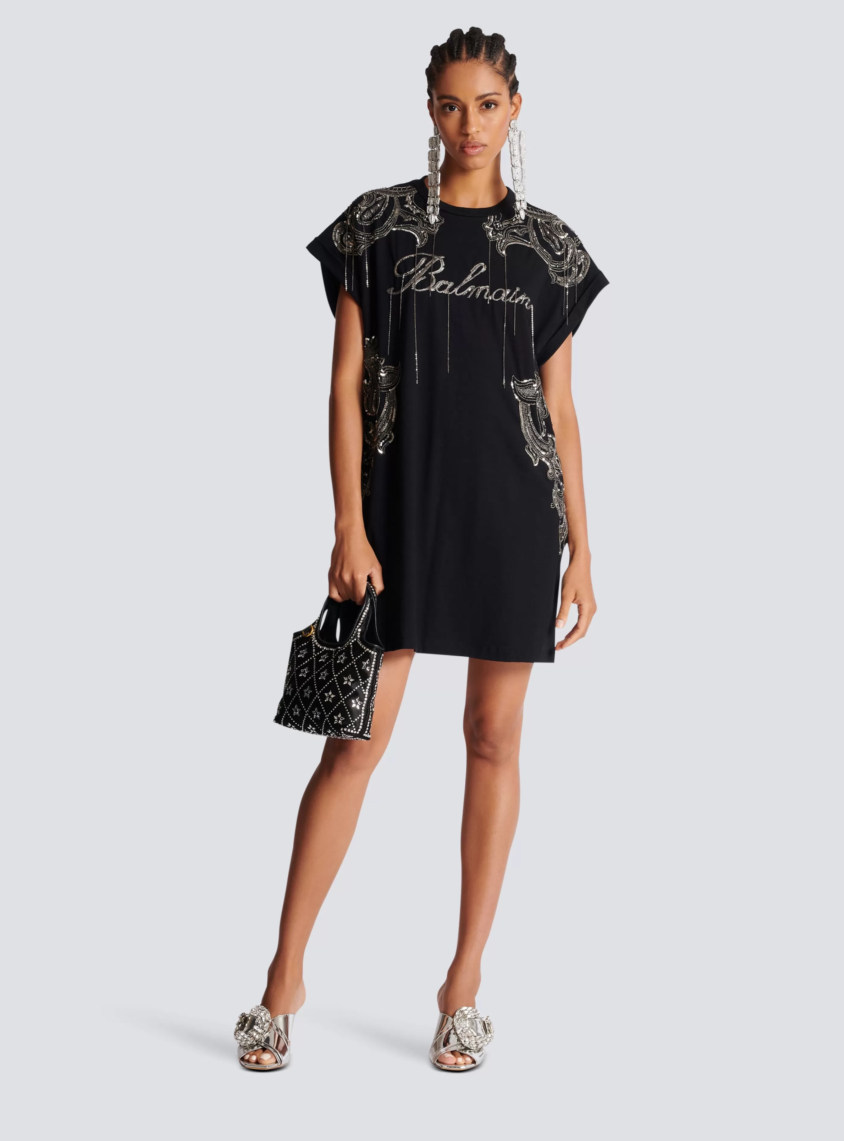 Balmain Abiti- Signature Chain Embroidered T-shirt Dress black