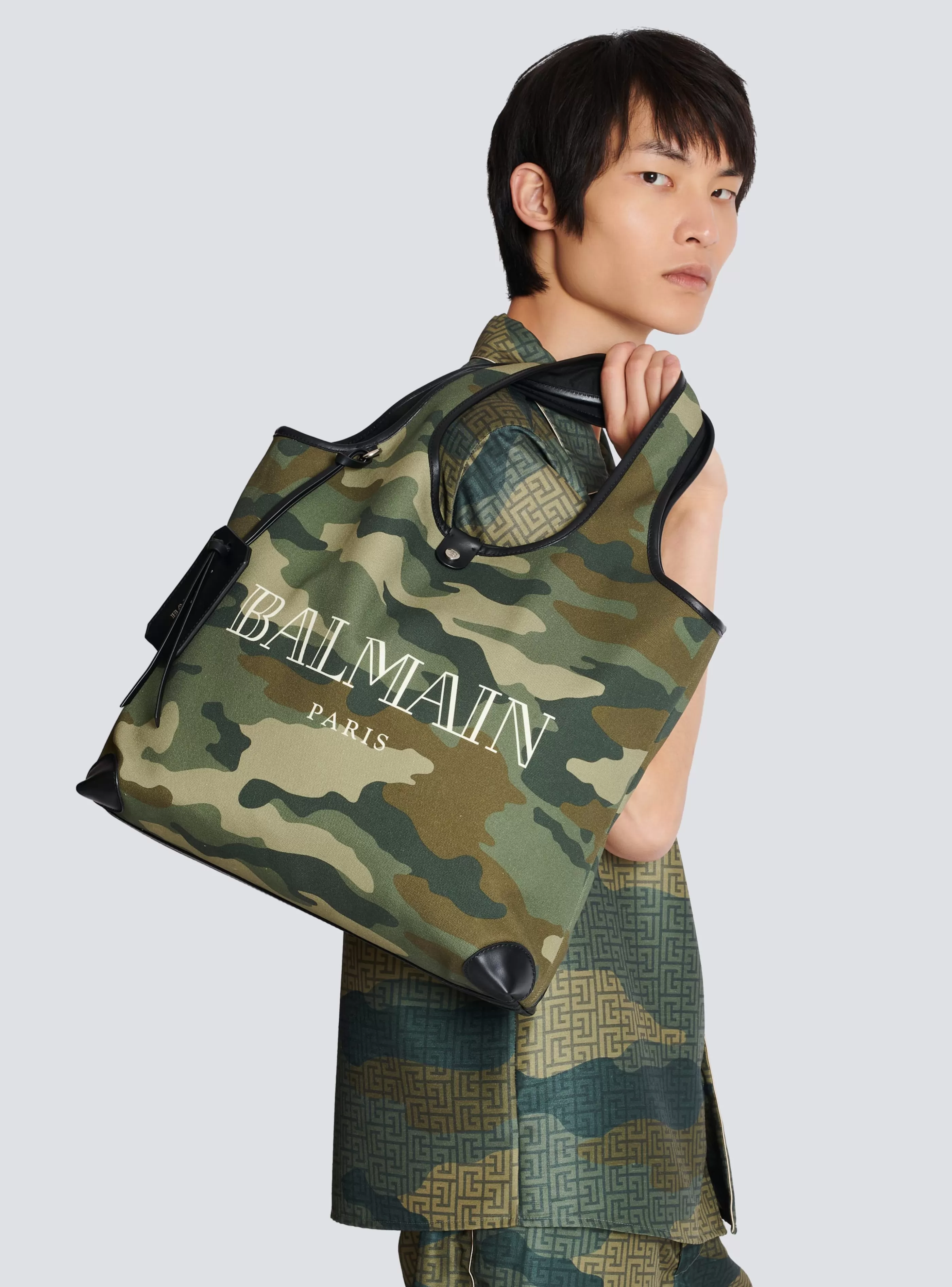 Balmain Borse E Zaini-Camouflage Canvas B-Army Grocery Bag With Vintage Logo khaki