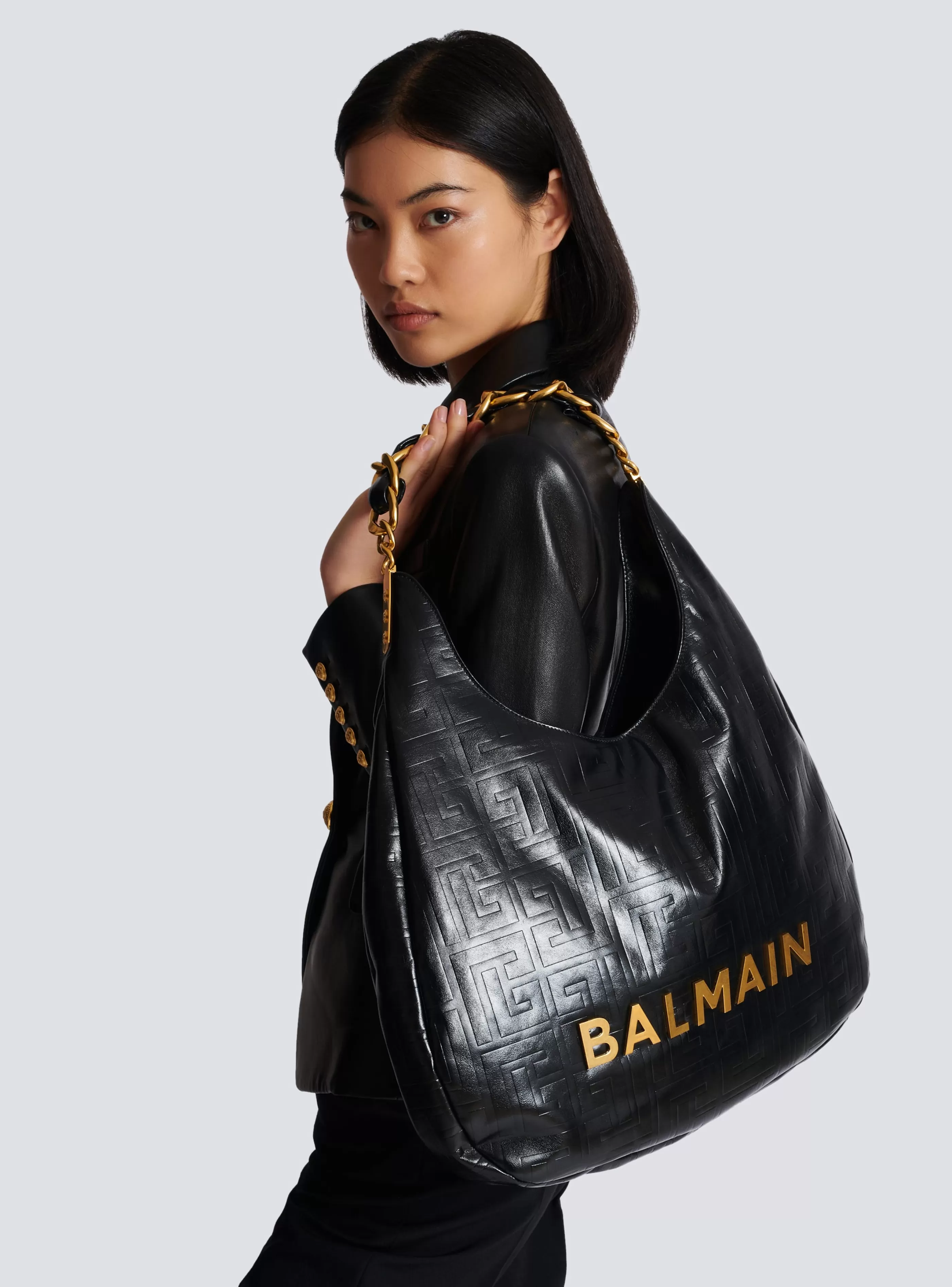 Balmain Borse A Spalla | Borse 1945-Large 1945 Soft Hobo Bag In Embossed Crinkled Calfskin With A PB Labyrinth Monogram black